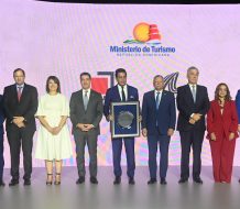 Asociación de Bancos de la República Dominicana reconoce labor del ministro David Collado