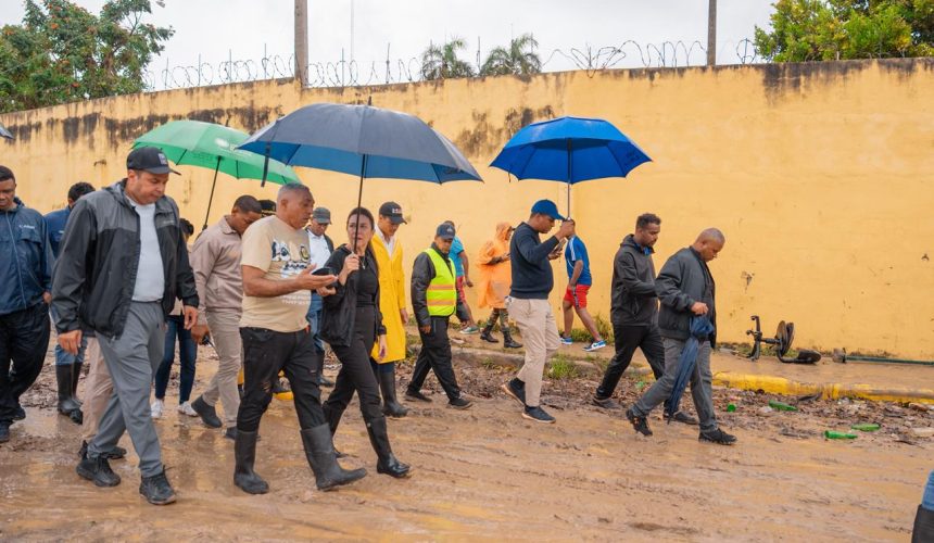 Alcaldesa del DN implementa acciones para reducir daños y prevenir riesgos