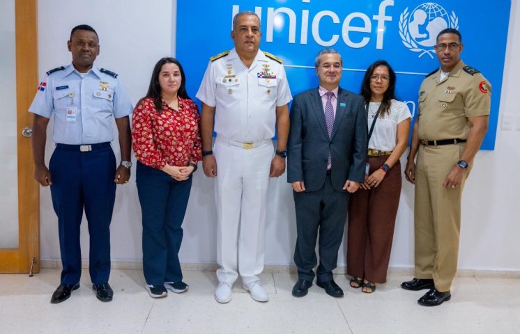 DGM y UNICEF coordinan atención a niños y adolescentes en centros de procesamiento migratorio