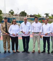 Abinader y Collado inauguran bulevar de la Salud en Haina con inversión de 165 millones de pesos.