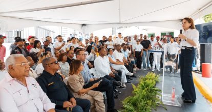 Carolina Mejía transforma vertedero en nuevo parque Monumental, impactando en la calidad de vida en Los Girasoles