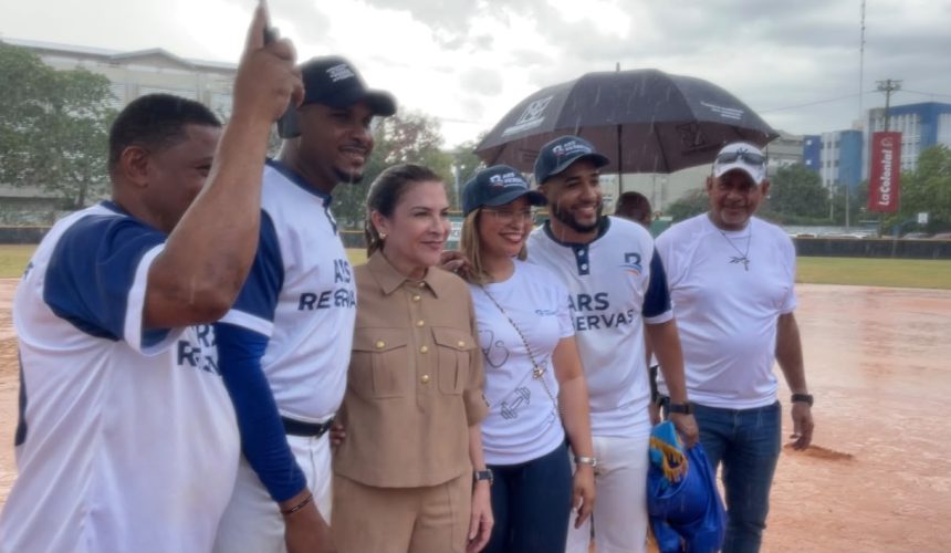 ASADINA y Carolina Mejía inauguran IX Torneo Gubernamental de Softbol 2026, Copa Alcaldía del Distrito Nacional