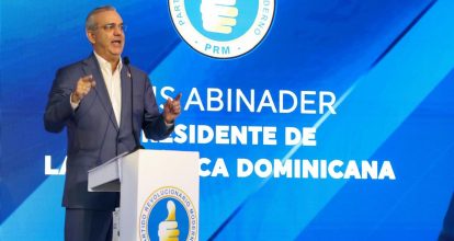 Abinader llama a cuidar al PRM con “humildad, unidad y determinación”