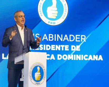 Abinader llama a cuidar al PRM con “humildad, unidad y determinación”