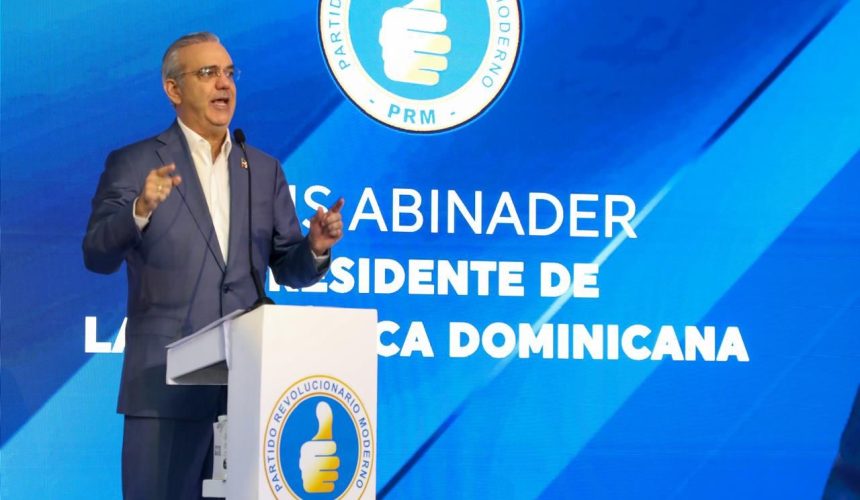 Abinader llama a cuidar al PRM con “humildad, unidad y determinación”