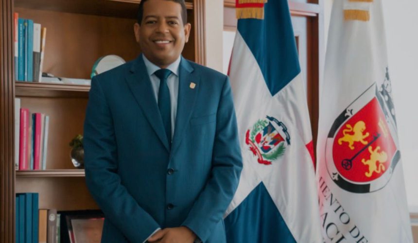 Vicealcalde del DN asegura que David llegó solo al acto del Comité Ejecutivo del PRM