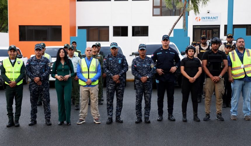 INTRANT y organismos de seguridad despliegan histórico operativo de fiscalización en paradas de motocicletas