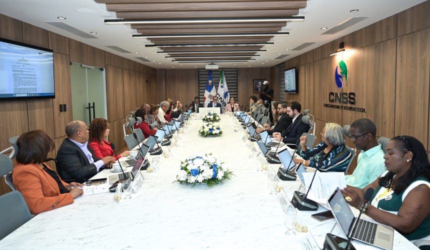 CNSS autoriza la distribución de más de RD$6,000 millones a favor de profesores con doble cotización
