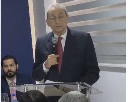 Impulsan proyecto para levantar moderno estadio de béisbol en el Ensanche La Fe