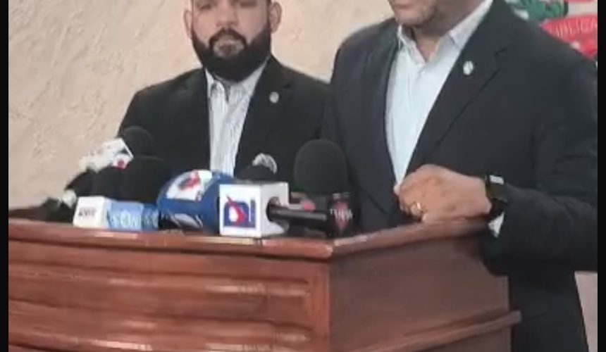 Diputados por Santo Domingo Norte solicitan investigación a licitación para alquiler de camiones de basura por 114 millones de pesos