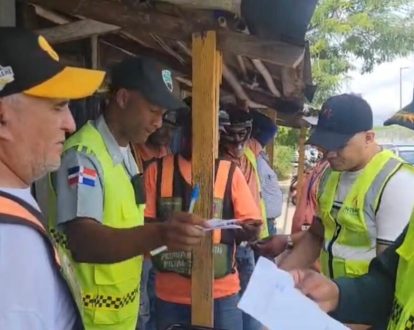Comienzan operativo de regularización de paradas de motoconcho en Bonao