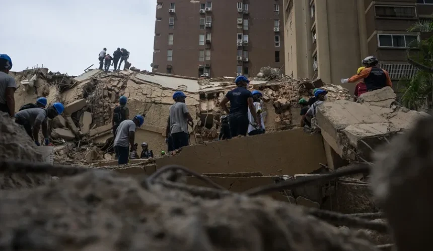 Se elevan a 920 los muertos y 3.360 los heridos por terremoto en Venezuela