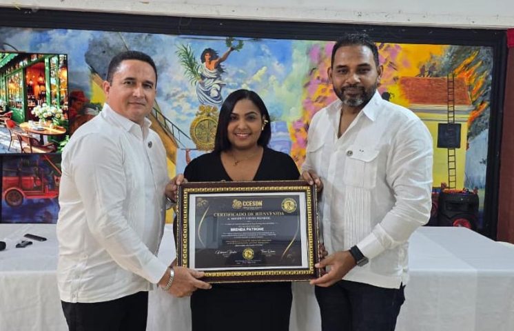 Coralia Lebrón se integra a la Cámara de Comercio Empresarial de Santo Domingo Norte