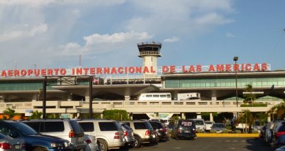 Secretaría de Asuntos Aeronáuticos de la Fuerza del Pueblo advierte que el aumento de las tasas aeroportuarias reduce la competitividad de la RD