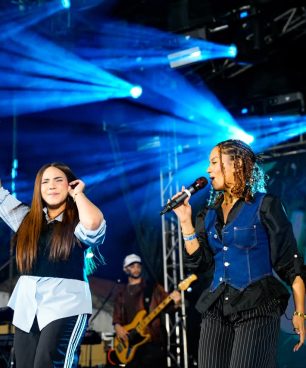 Constanza vive una manifestación masiva de fe y adoración en el histórico concierto “Adorando Juntos” de ReconocidosNet