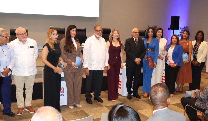 Desarrollo de la Comunidad lanza proyecto que fomenta lectura en centros de adolescentes en conflictos con la ley y zonas vulnerables
